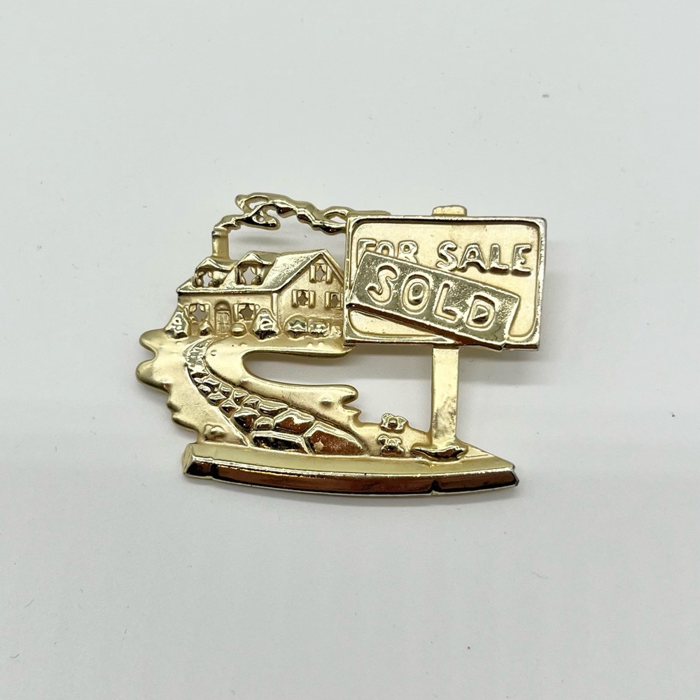 Vintage American Jewelry Company Realtor brooch pin